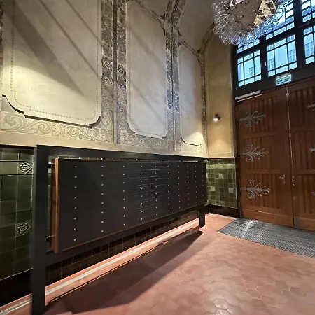 Apartamenty-wroc Ksiecia Witolda By The River Apartment