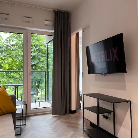 Apartamenty-wroc Ksiecia Witolda By The River *