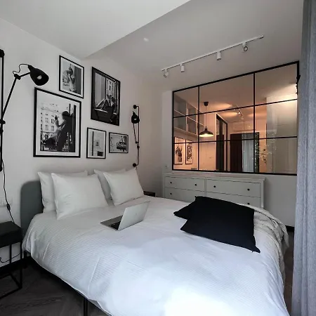 Apartamenty-wroc Ksiecia Witolda By The River Apartment *