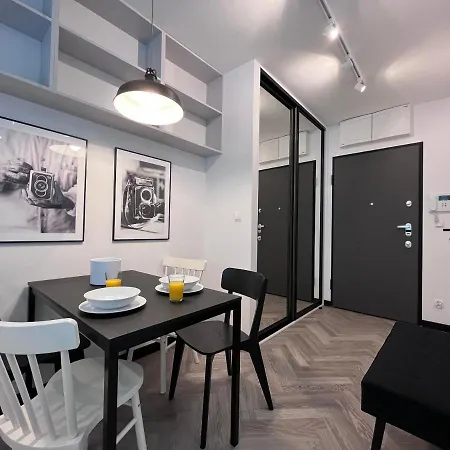 Apartamenty-wroc Ksiecia Witolda By The River Apartment Wroclaw