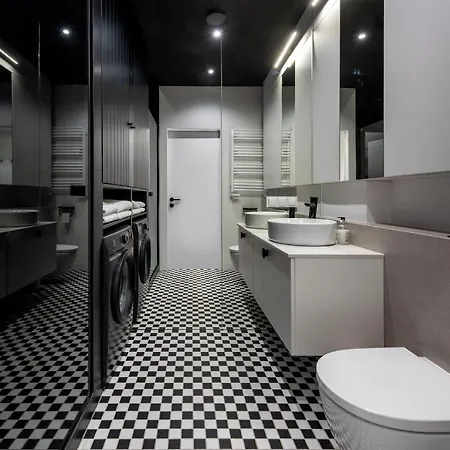 Apartment Apartamenty-wroc Ksiecia Witolda By The River