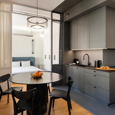 Apartamenty-wroc Ksiecia Witolda By The River Apartment