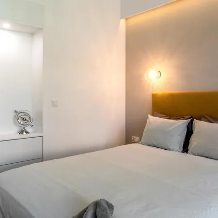 Apartamenty-wroc Ksiecia Witolda By The River Apartment