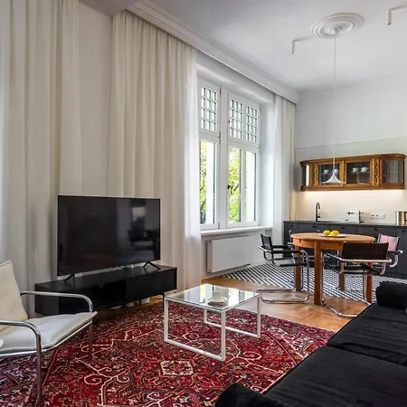 Apartment Apartamenty-wroc Ksiecia Witolda By The River