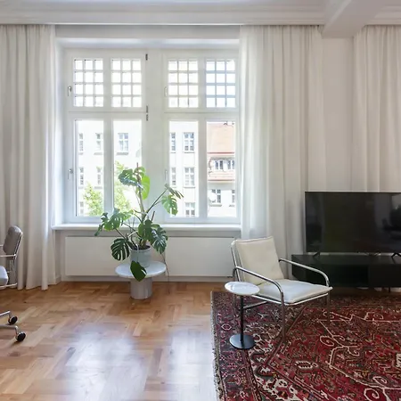 Apartamenty-wroc Ksiecia Witolda By The River *