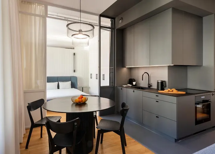 Apartamenty-wroc Ksiecia Witolda By The River Apartment